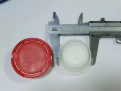 D42 spout cap